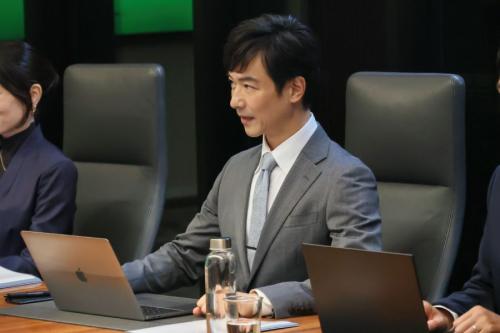 会議室のシーン