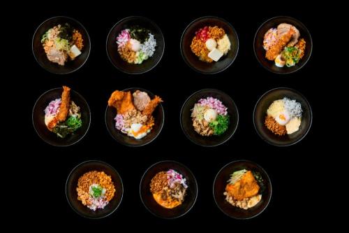 自分だけのオリジナル“マシマシ”油そばを作ることが可能