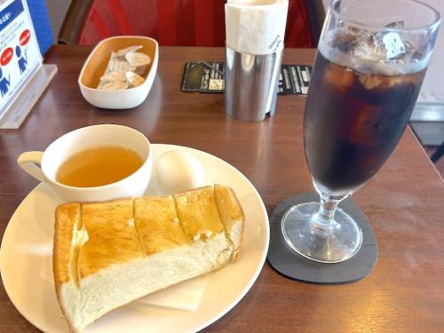 アイスコーヒーとモーニングAセット