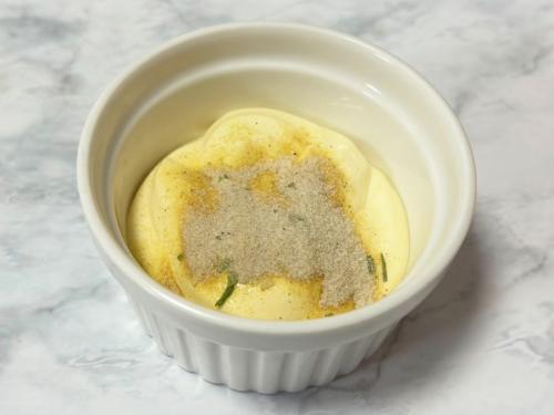 マヨネーズ大さじ4とうどんスープ半分