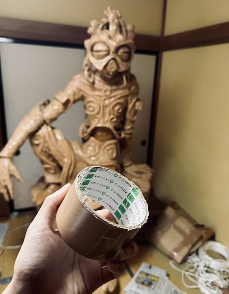 ガムテープ