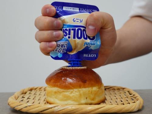 SNSで話題を呼んだ「あんぱんにクーリッシュ注入」、公式コラボで専用あんぱんが生まれてしまう
