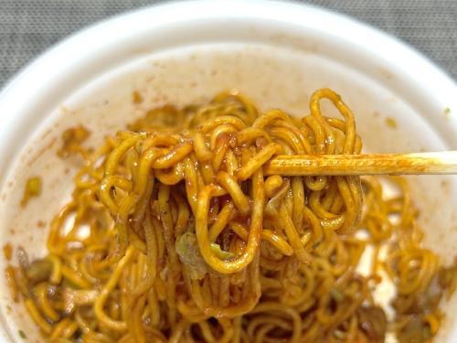 口当たりも含めて、全体的に濃い味に