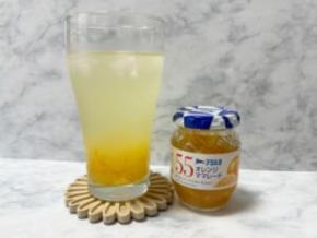 アヲハタ公式「ママレード+炭酸水」で作る即席レモンスカッシュ 話題のレシピを試してみた