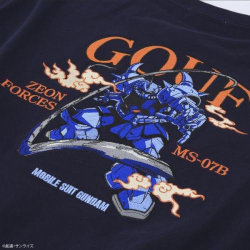 背面にレイアウトされたモビルスーツたちの躍動感あふれる名シーン
