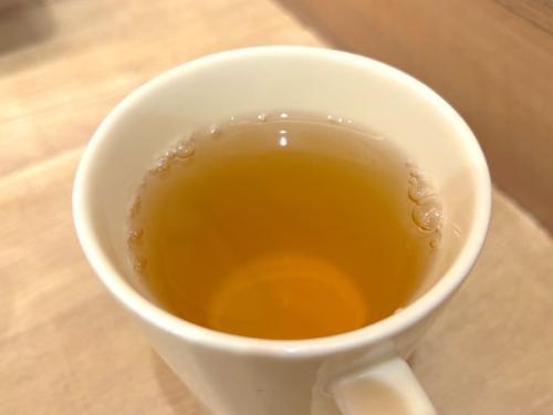 麦茶+お湯