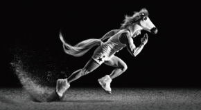 ポピュラーお笑い芸人、なかやまきんに君が主役！JRA-VANの新CMが1月4日より公開