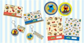 セサミストリートと阪神電車のコラボグッズが7月24日より発売