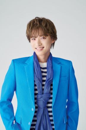 青山新が初コンサートツアー開催と1stアルバム発売を発表