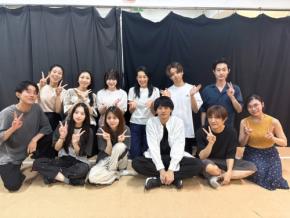 孤独と繋がりを描く舞台『プリズムの窓』が小劇場B1で上演