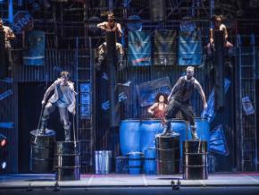 世界を熱狂させた「STOMP」が2026年12月に来日公演決定