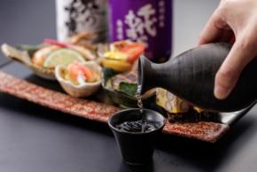 皆生風雅、地酒と会席料理のペアリングを堪能できる「地酒飲み比べプラン」を販売開始