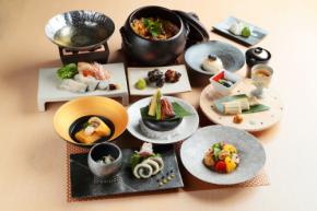 奈良・ならまちの町家レストラン「蔵乃間」が会席コースを一新、ランチ限定コースも新登場