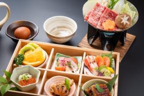 但馬牛すき焼きと温泉めぐりを楽しむ城崎温泉の夏旅