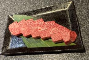 「焼肉の虎」のクリスマス特別企画！限定メニューとプレゼント満載で実施