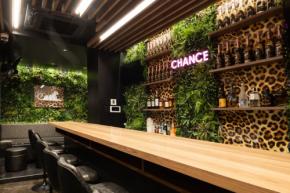 アニマルコンセプトカフェ「CHANCE」の新2号店が大阪の心斎橋エリアに登場