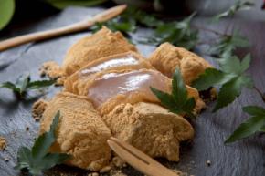 わらび屋本舗、究極の弾力感を追求した「極もちもちわらび餅」新発売