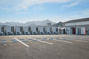 特異なコンテナホテル「HOTEL R9 The Yard 丹波」、2026年2月に兵庫県丹波市に開業