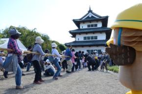 111年ぶりの大イベント!「弘前城天守曳戻し」が開催