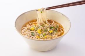 「+mugi」ブランドのハトムギ麺とオオムギ麺が全面リニューアル