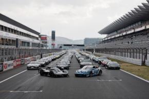 自動車愛好家の夢を叶える絶景イベント『THE SKY GROUP DAY - 富士山花火 vs スピードウェイ2026』が開催決定！