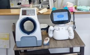 株式会社倉成観光バス、クラウド自動点呼システム「e点呼セルフ Typeロボケビー」導入で運行管理の負担軽減を実現