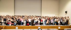 親子が地球の未来を考えるイベント開催：ユヌス博士と子どもたちの対話