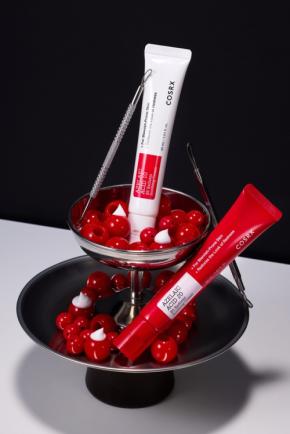 COSRXがアゼライン酸配合の新作クリーム2種を発売