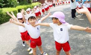 近畿大学九州短期大学附属幼稚園で夏の伝統行事「夏祭り」を開催