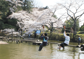 清水公園フィールドアスレチックがオープン50周年記念の思い出写真展を開催