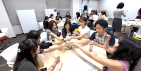 近畿大学松本ゼミがオリオンと連携し駄菓子の販売促進企画を実施