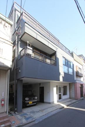 築31年の店舗付き住宅が二世帯住宅へ再生
