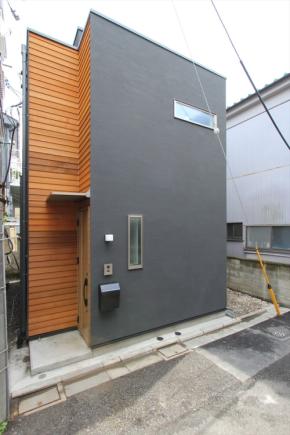 再建築不可の築50年戸建てがフルリノベーションで安心の住まいへ