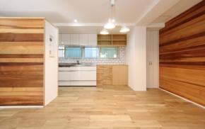 築43年マンションを全面リノベーション。家族の絆を育む開放的な住まいへ