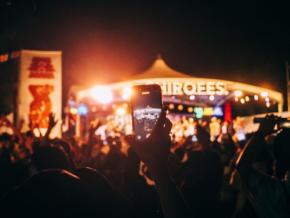 ダンスフェス「SHIROFES.2026」が弘前公園で開催され8万人以上が熱狂