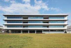 「三菱電機ZEB関連技術実証棟『SUSTIE』」が世界最大規模の環境建築技術賞においてアジア地域優秀賞を受賞