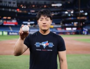 【J:COM】新連載「知ればハマるMLB」にブルージェイズ・岡本和真選手の独占インタビューを公開!