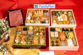 女性の72.5％が「おせちの準備は手間抜きしたい」、ファミマ2027年おせちは肉・魚介を強化！ 宮崎牛などが付く“背徳おせち”も登場