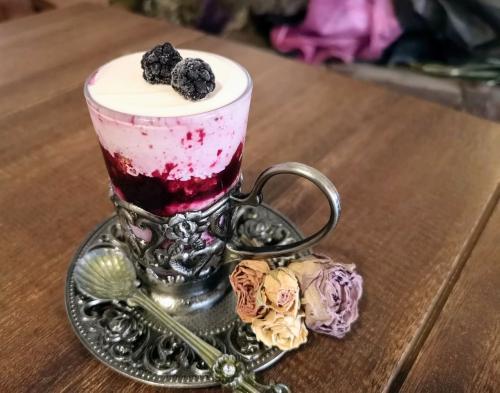 奈良県奈良市・イタリアンジェラート専門店「GELATERIA FIORE(ジェラテリア フィオレ)」ジェラートクルド(アールグレイミルフィーユ)