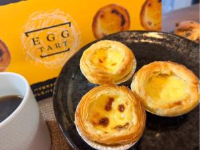 驚きの本格派【ロピア】冷凍「エッグタルト」の焼きたてのとろ〜りたまらない♪10個入りでコスパ神すぎた！