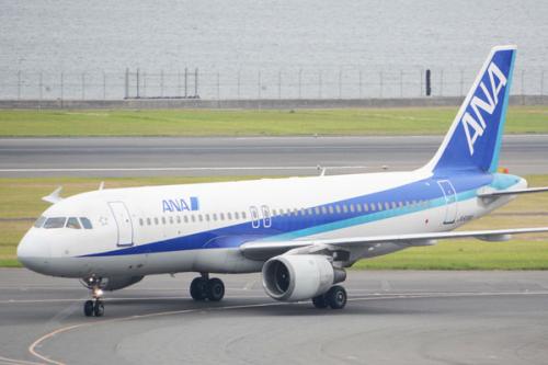 ANA(エアバスA320型機)