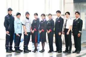 アイベックスエアラインズ、新制服お披露目　10月着用開始