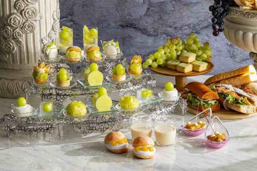 ヒルトン東京お台場、シャインマスカットアフタヌーンティー