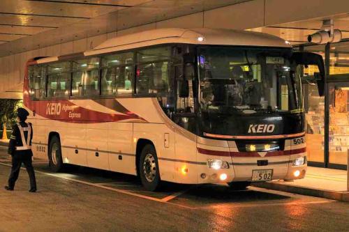 京王バス バスタ