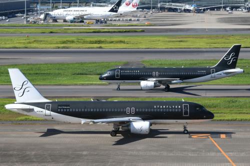 スターフライヤー(エアバスA320型機、JA05MC、JA06MC)