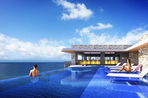 リーガロイヤルホテルズ、リーガロイヤルリゾート沖縄 北谷