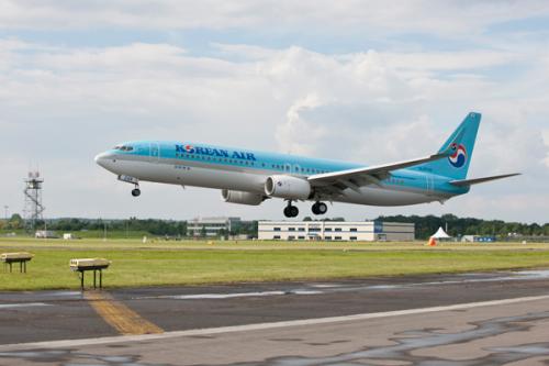 大韓航空(ボーイング737-900ER型機)