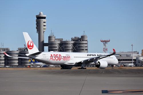 日本航空 JAL/JL A350-1000 JA01WJ