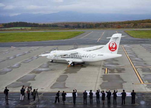 中標津丘珠初便 出発 HAC ATR42-600 JA14HC