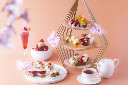 ダブルツリーbyヒルトン大阪城、いちごと日本茶のアフタヌーンティー